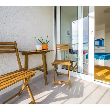 Summer Blue Bikes4free Reduced דירה *